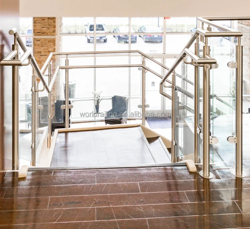 YL METAL Tempered Glass 12 mm Column Balcony Balustrade Stainless Steel Glass Railing Post 316