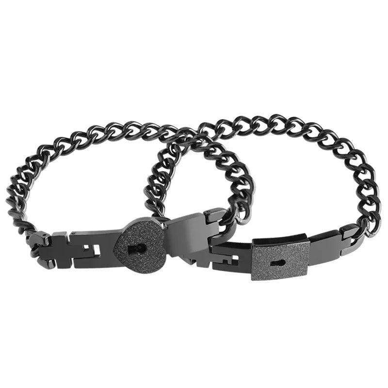 Stainless Steel Couple Bracelet with a Pair of Concentric Interlock Men and Women Heart-shaped Bracelet