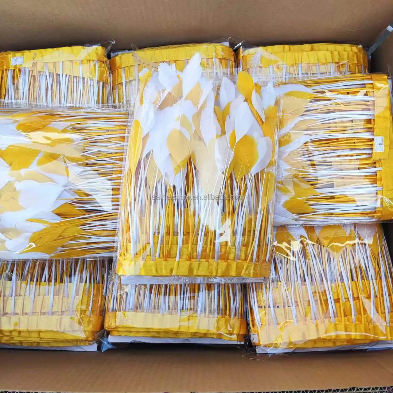 14-20cm Assorted Dyed Color Stripped Goose Feather Trim and Fringe Ribbon Tape with Dyed Pattern for Carnival Costume Decoration