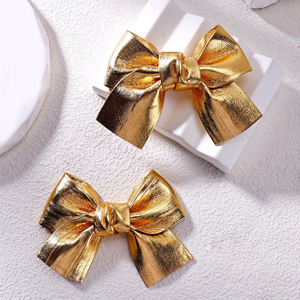 CN 2Pcs 3.5Inch Solid Color Hair Bow with Alligator Clip Kid Boutique Fashion Bling Leather Hair Clip for Girls