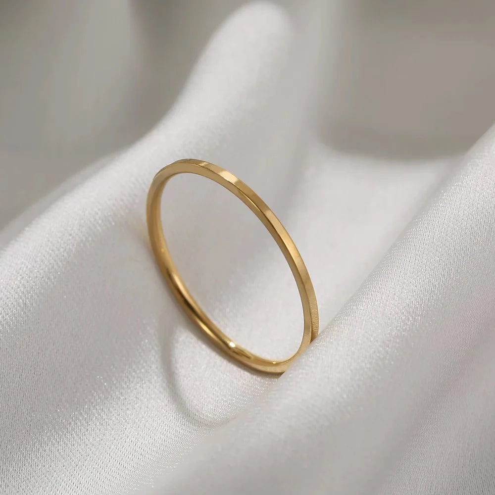 Simple 18K Gold Plated Multi Color Circle Frosted Titanium Steel Ring
