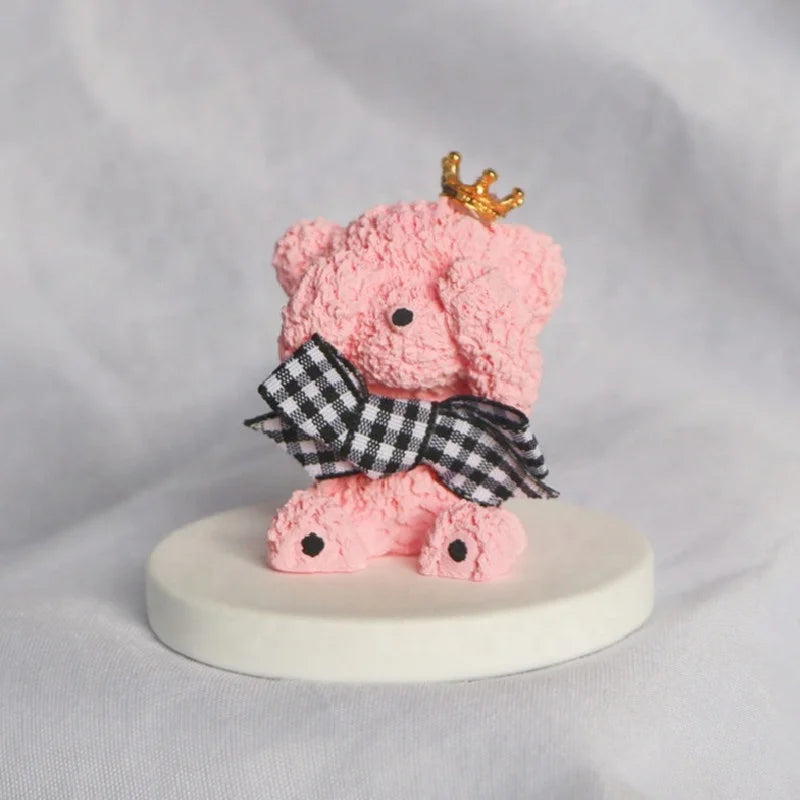 Cute Bear 3D Design Pink Ceramic Porcelain Teddy Car Interior Decoration Essential Oil Diffuser Air Freshener