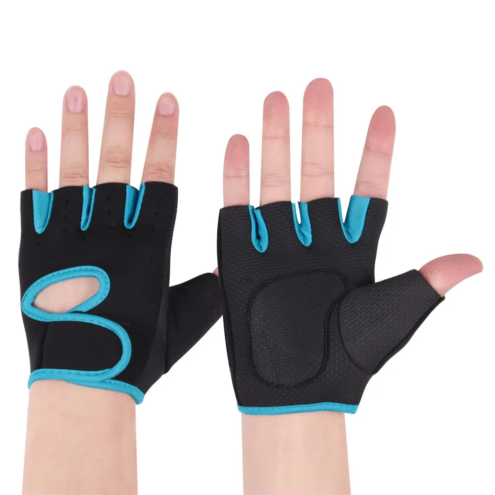 Essential Breathable Workout Gloves Weight Lifting Fingerless Gym Exercise Gloves With Curved Open Back for Powerlifting