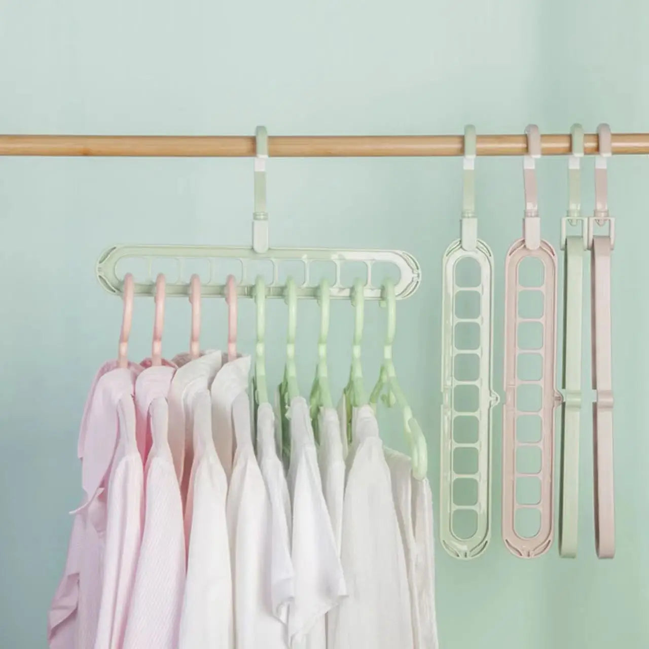 High Quality Rotatable Nine-hole Multi-unctional Plastic Clothes Hanger for Home Storage