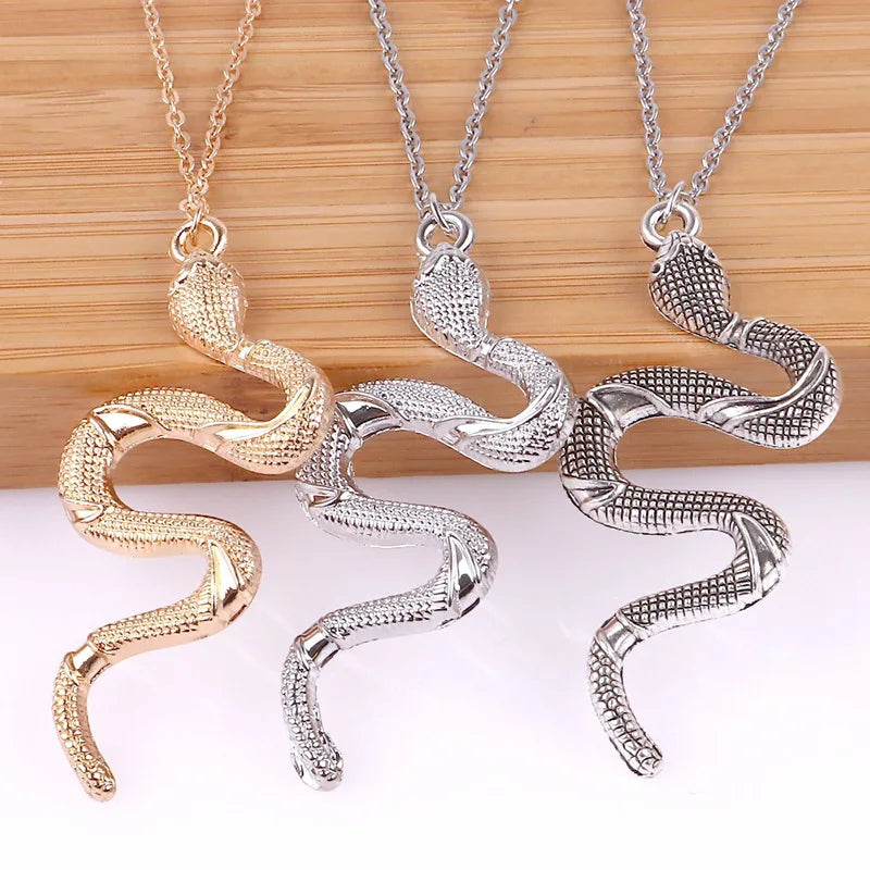 Trendy Fashion Woman Girls Gold Silver Flat Snake Shape Pendant Necklace Jewelry