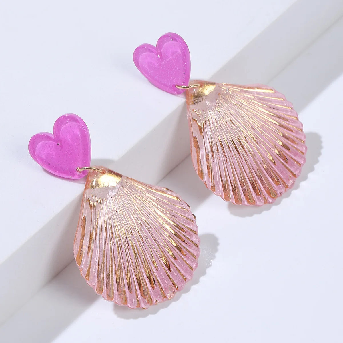 2025 Lovely Heart Stud Earrings Sweet Colorful Shiny Shell Shaped Geometric Acrylic Earrings Ocean Style  Drop Earring for Women