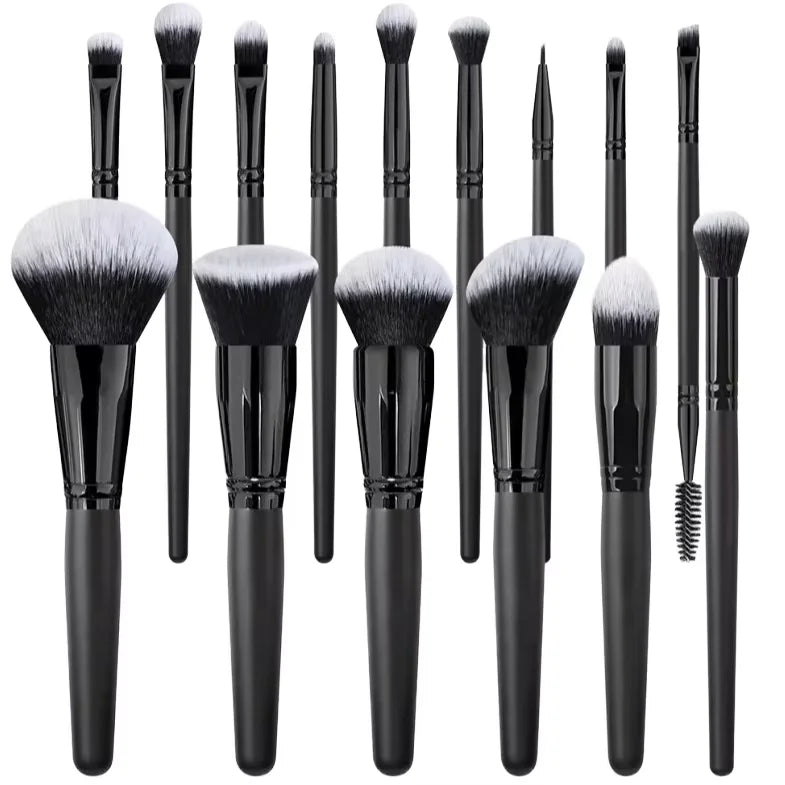 Custom Brand Eco-Friendly Professionalized Makeup Brushes Cruelty-Free Private Logo 15pcs Black Makeup Brush Set for Concealer