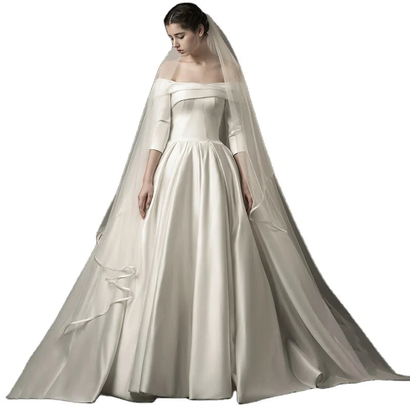 2026 New Design Retro Satin Slim Wedding Dress Strapless Tube Top Luxury Ball Gown Wedding Dress