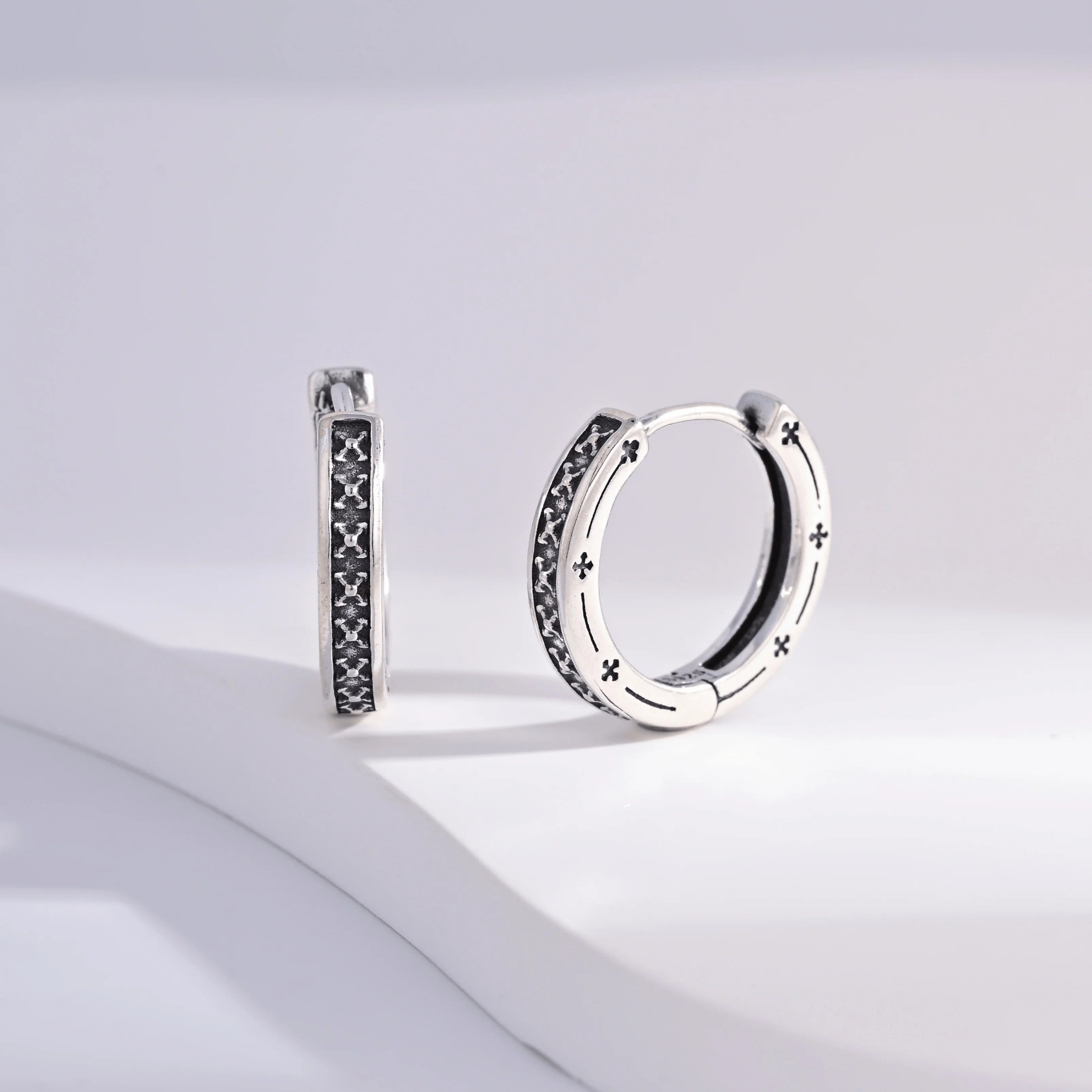 Wholesale Earrings Jewelry Thai Silver Round Cross Huggie 925 Sterling Silver Fine Jewelry Earrings