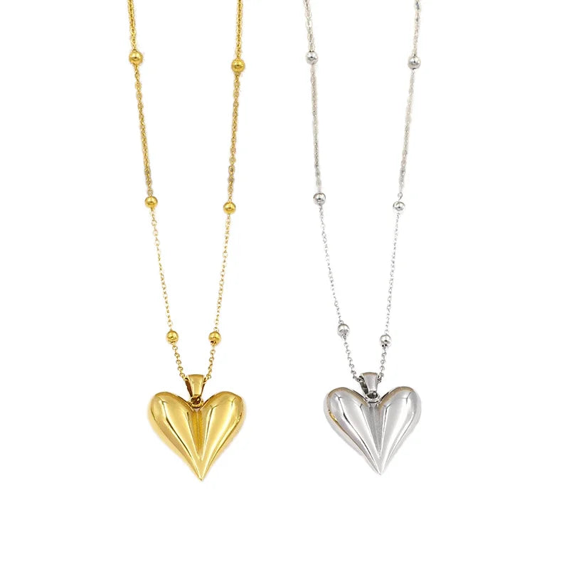 Fashion Hot Selling Stainless Steel Wholesale Jewelry Tarnish Free 18K Gold Plated Heart Pendants and Charms Ladies Necklace