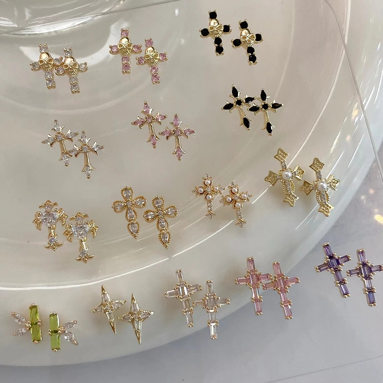 New Punk Style 3D Nail Accessories with Sparkling Diamond Retro Crow Heart Cross Zircon Belt Retro Alloy Accessories