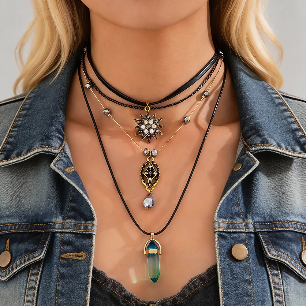 2Pcs/Set Trendy Multilayer Acrylic Star Crystal Pendant Necklace for Women Charms Lady Street Rope Chokers Fashion Jewelry Gifts