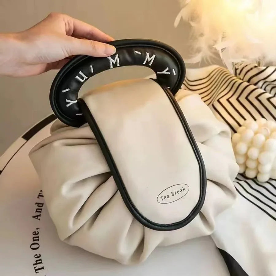 Large-Capacity Storage Waterproof Travel Drawstring Bag Women PU Leather Cosmetic Bags Custom Drawstring Makeup Bags Custom Logo