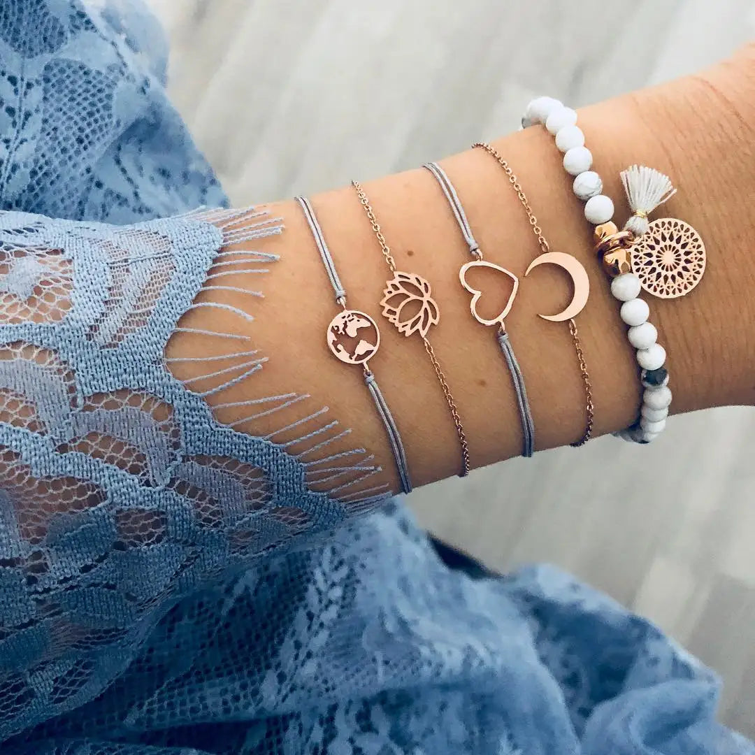 Bohemian Style Simple Weave Flower Design Silver Plated Five-Piece Bracelet Set Hollow Heart Lotus Map Moon for Women's Gift