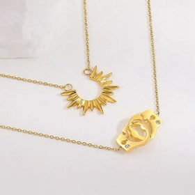 Minimalist Tarnish Free 18K Gold Plated Sun Shape Wholesale Stainless Steel Geometric Fashion Jewelry Pendant Necklace for Women
