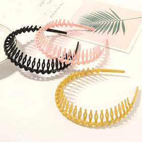 Wholesale New Women Solid Color Non Slip Toothed Hair Hoops Simple Classic Plastic Wash Face Headband