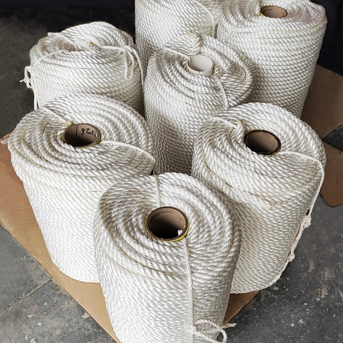Factory Direct Custom Diameter 2-160mm Nylon 3 Strand Rope