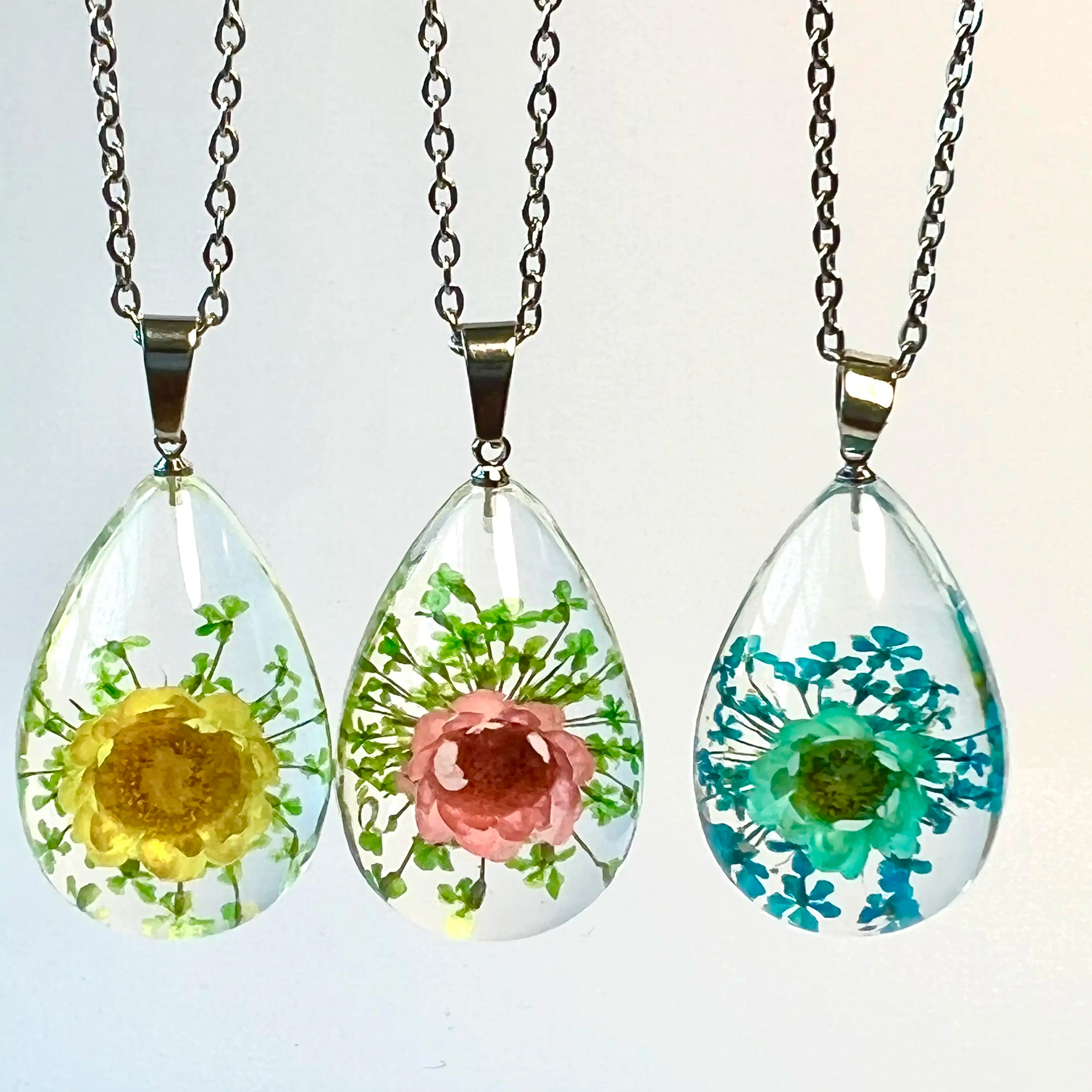Customizable Clear Acrylic Resin Water Drop Pendant Necklace Jewelry Epoxy Dry Real Flower Necklace