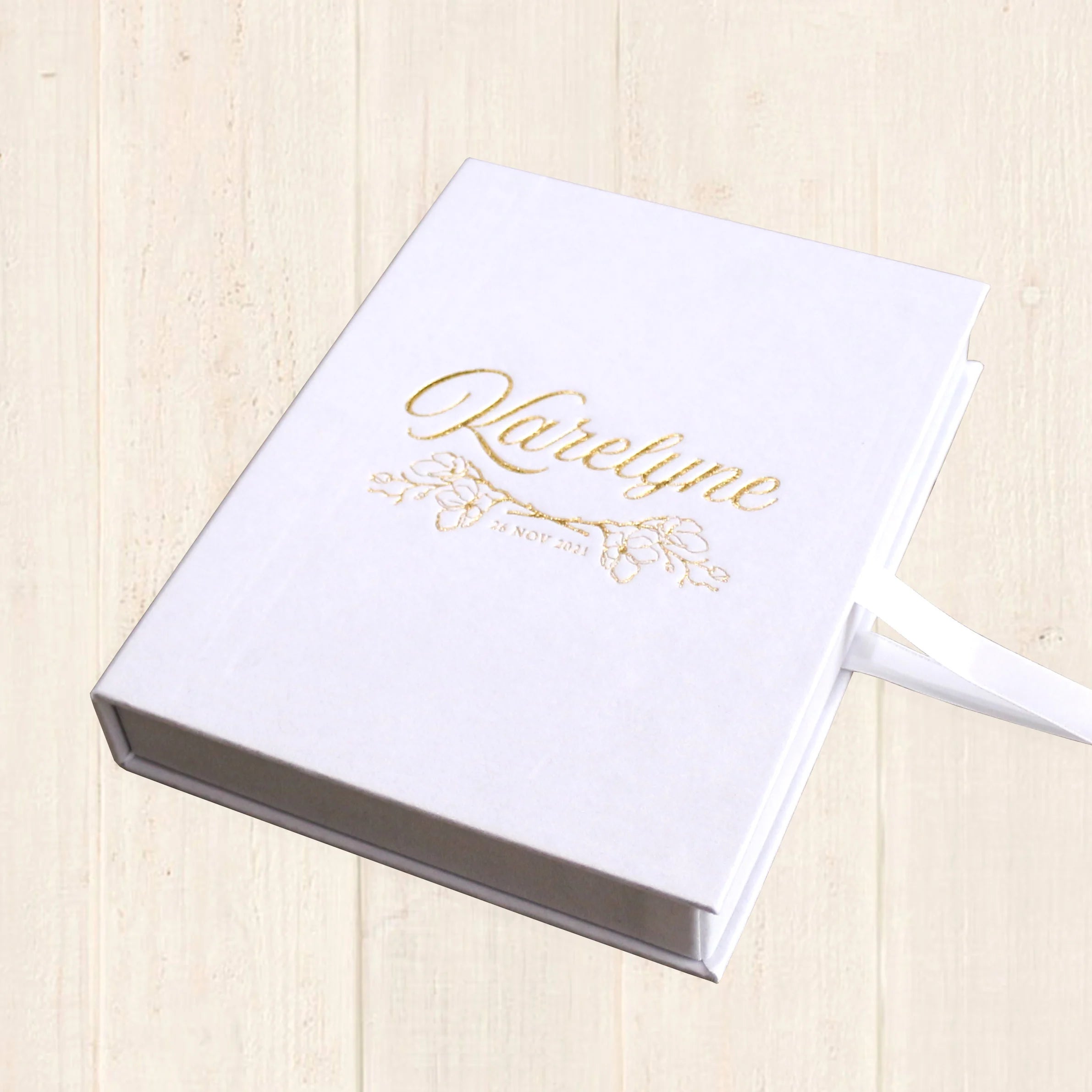 White Luxury Wedding Invitation Boxes Colorful Printed Velvet Hardcover with Acrylic Music & Angel Style Paper Material
