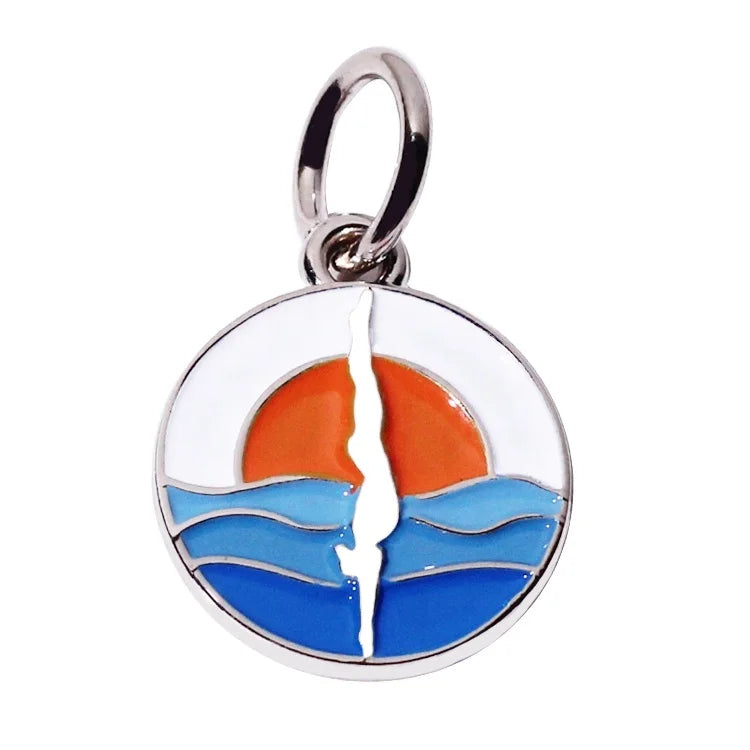 Custom Made Jewelry Enamel logo Round Charms Bracelet Decorative Accessories hang Tags Pendant for Necklace