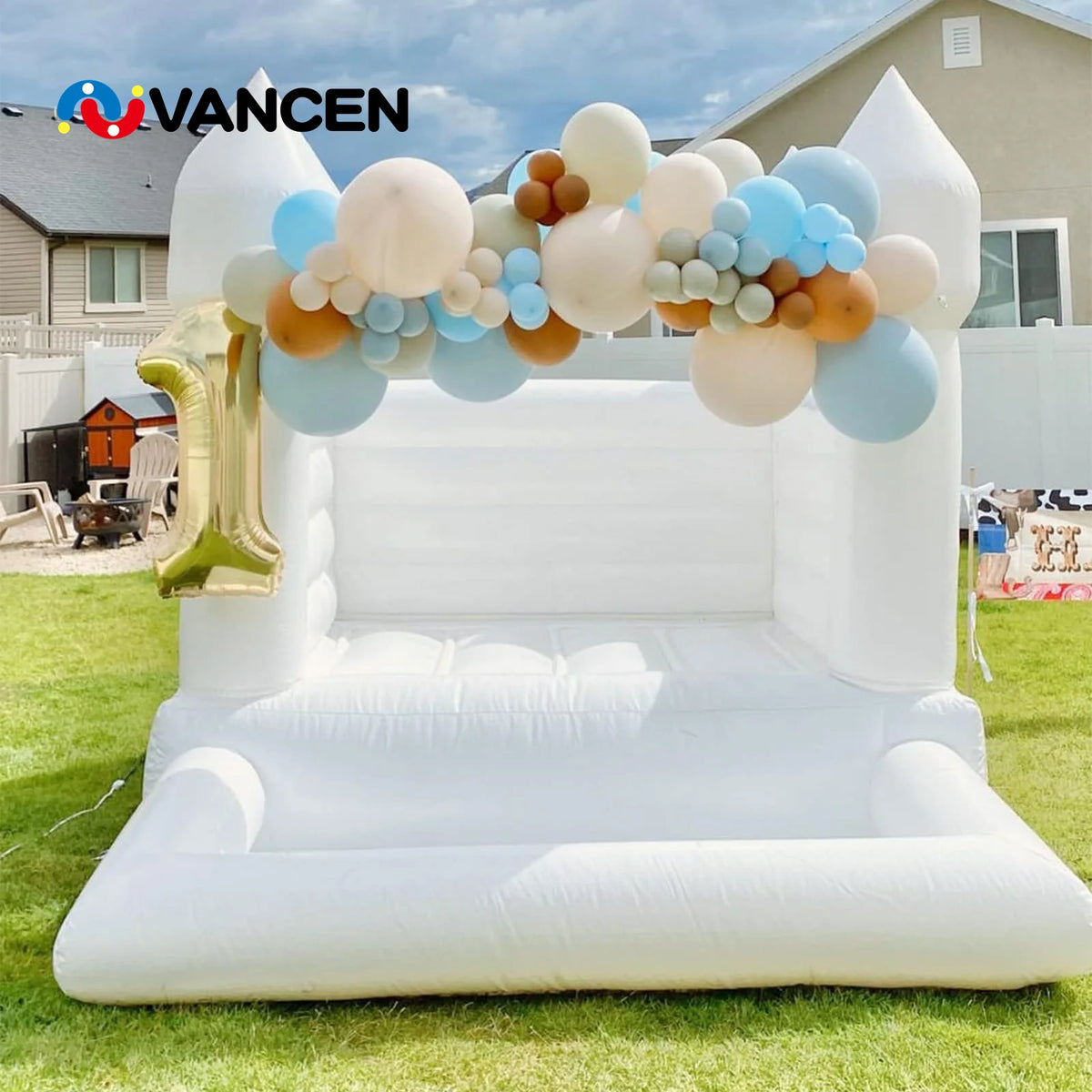 Inflatable pink or White Bounce House Wedding Jumper PVC Inflatable Bouncy Castle/Moon Bounce House with Ball Pit