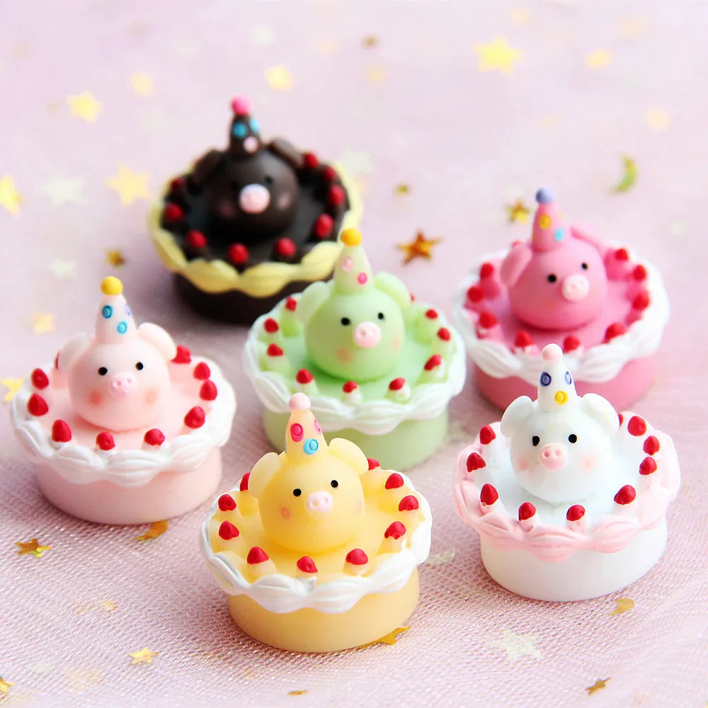 Yiwu Wintop Kawaii Style 3d Miniature Pig Cake Cupcake Design Large Resin Charms for Food Display Diy Decoration