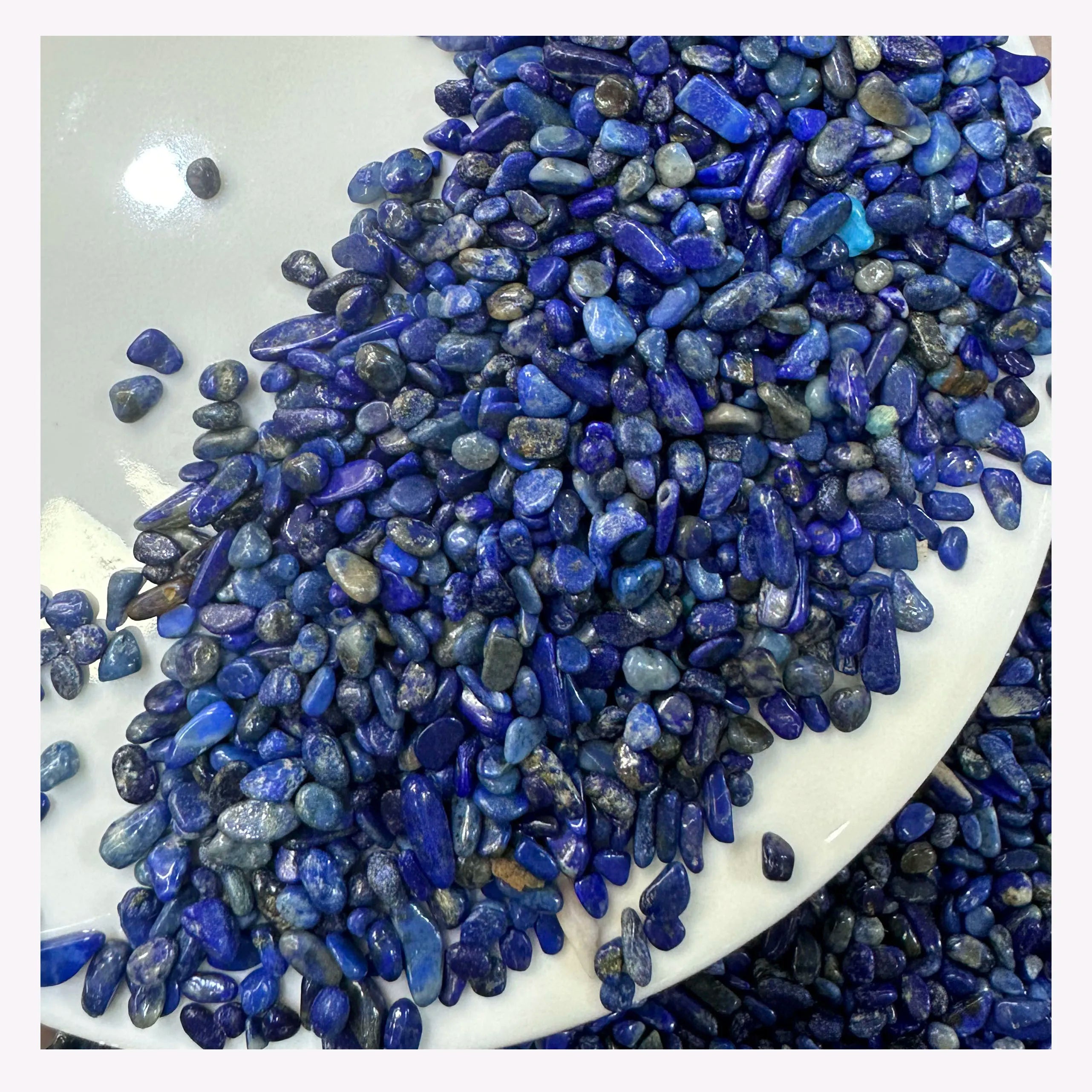 Bulk Wholesale Spiritual Meditation Stones Healing Crystal Lapis Lazuli Gravels Mixed Quartz Chips for Home Decor