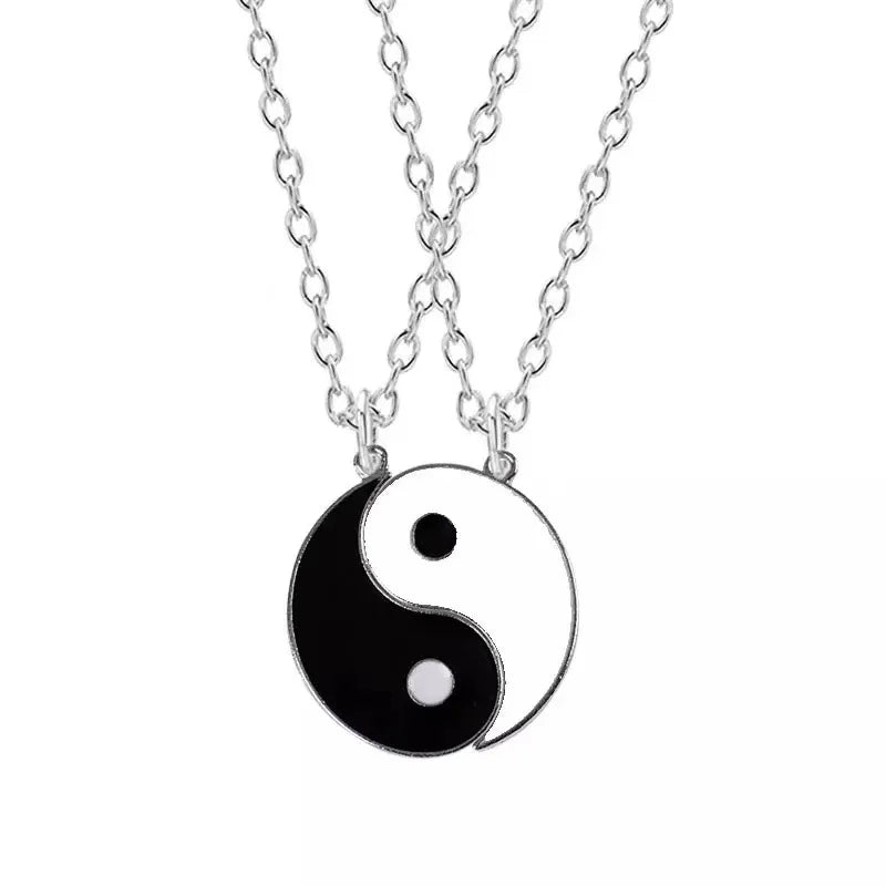 FanYue 2pcs One Set Couple Friendship Best Friends Yin and Yang Necklaces Gold Silver Plated Jewelry Pendant Necklace 2022