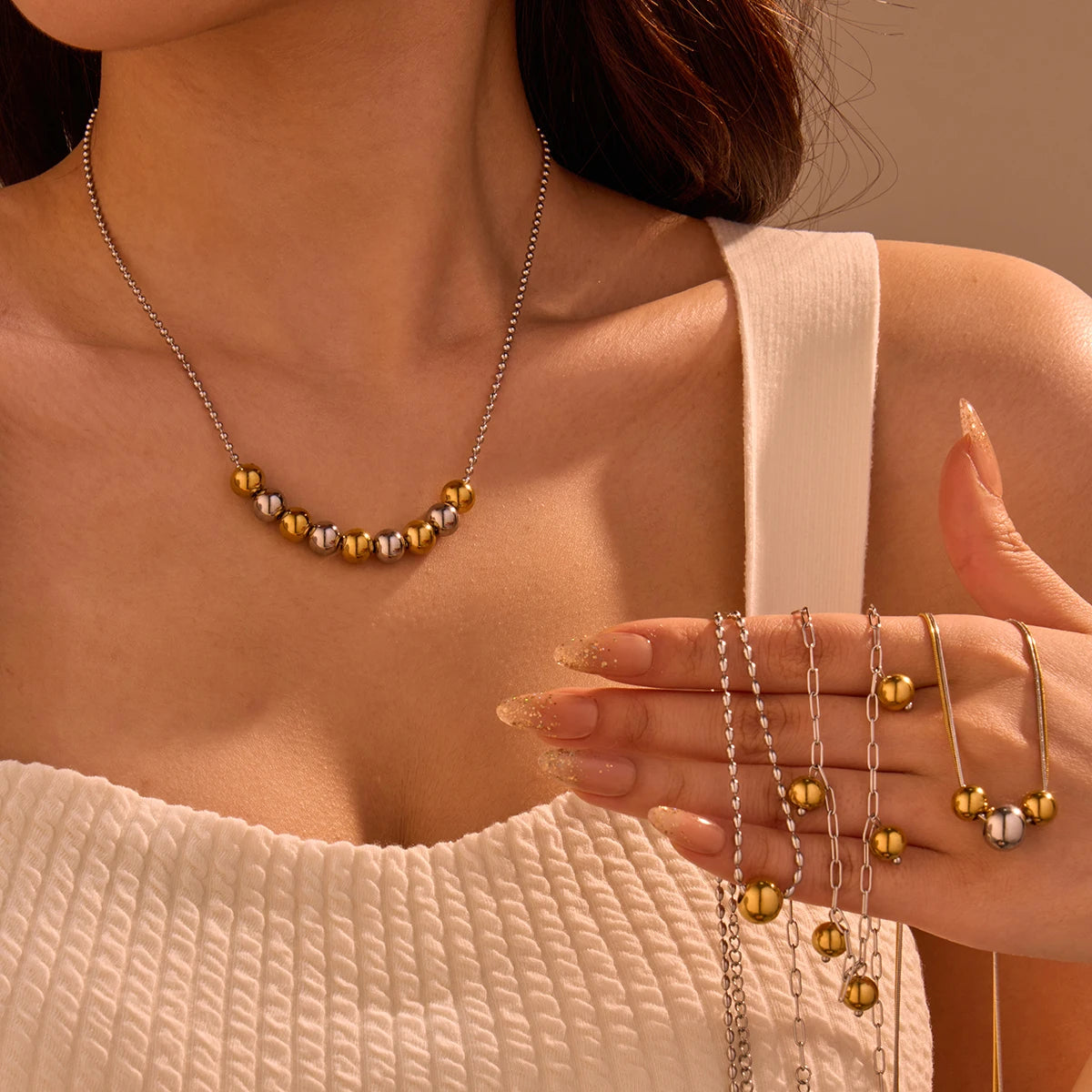 Unisex Classic Gold Round Beaded Titanium Steel Chain Necklace Stainless Steel Diamond Pendant Necklace Jewelry