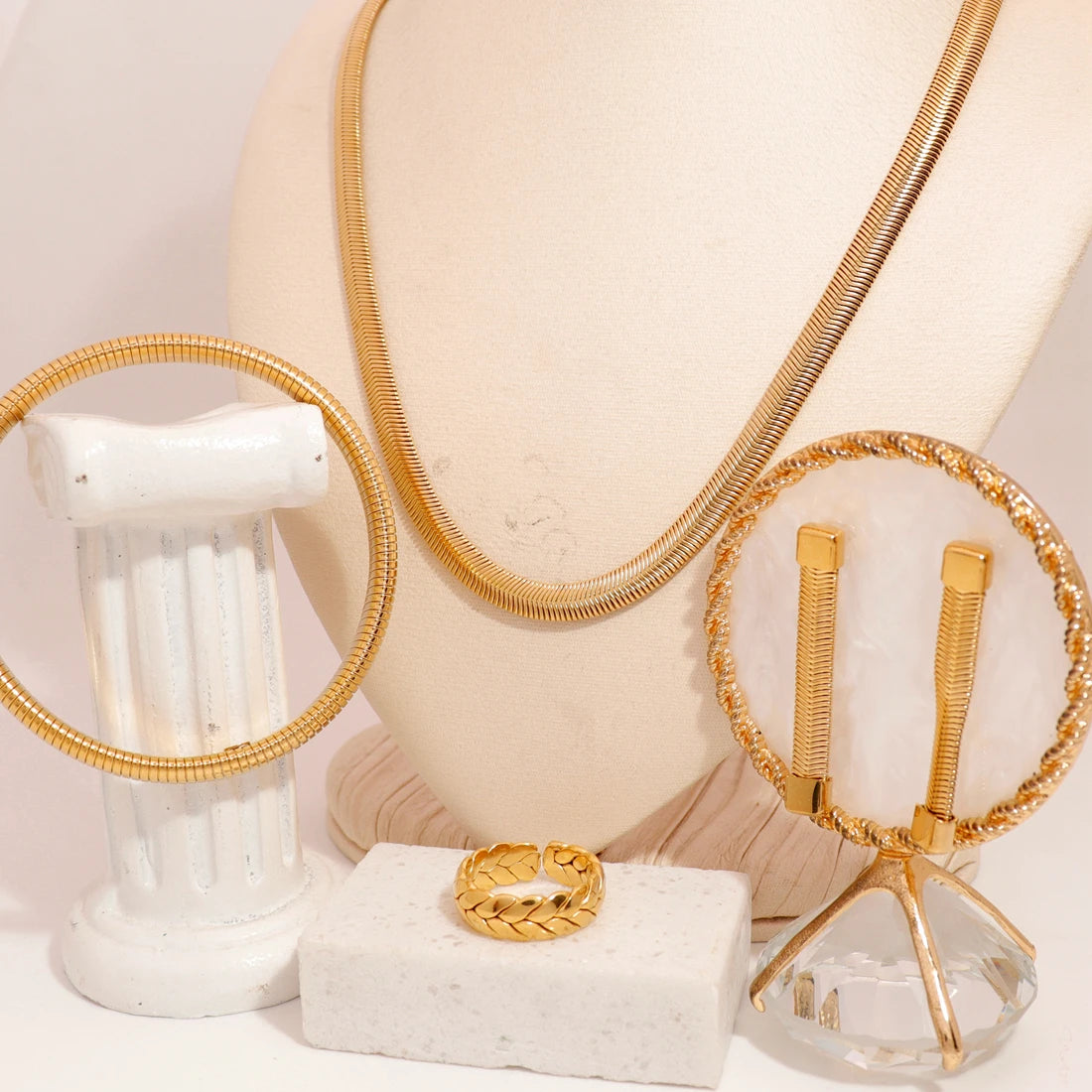 Semi Rhinestone Cute Heart Gold Plated Hoop Circle Mexican Stainless Steel Jewelry Sets Women