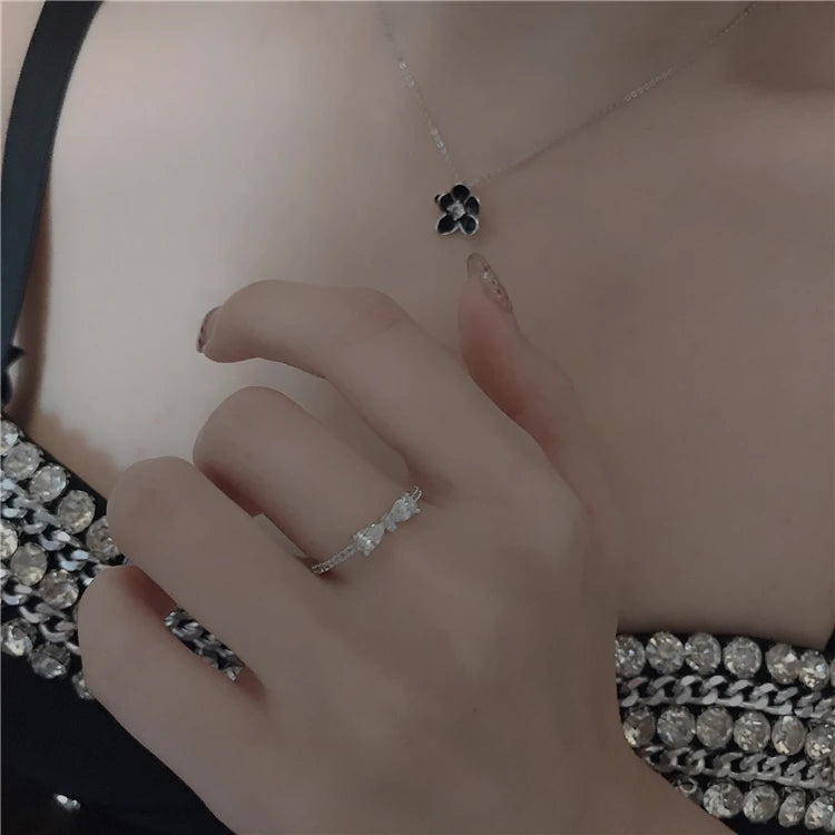 Women Elegant Design Black Flower Pendant Zircon Jewelry Gift Necklace