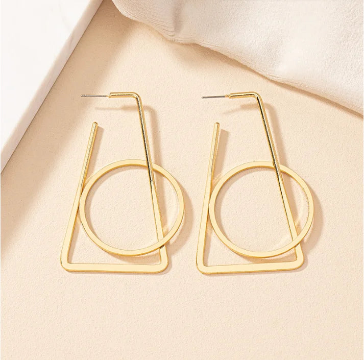 Fashion Metal Hollow Geometric Circle Hoop Stud Earrings Women Exaggerated Big Earrings for Women Jewelry