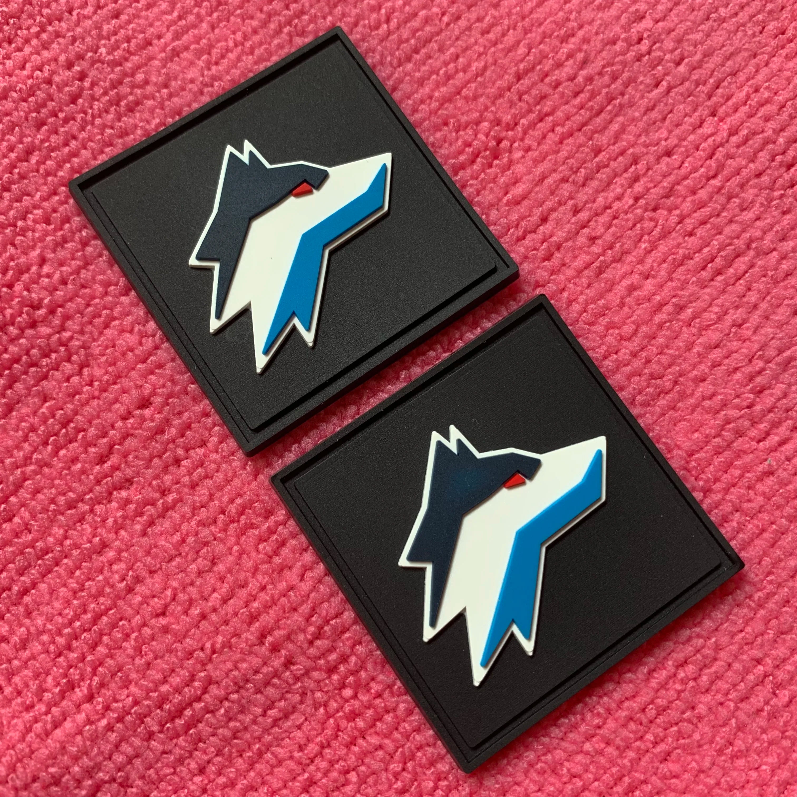 Wolf logo Matte Surface Embossed Plastic Labelwaterproof Private logo 3D PVC Rubber Label for Uniform