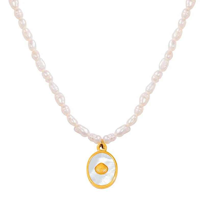 Elegant Temperament Light Luxury Freshwater Pearl Beaded Inlaid White Shell Design Sense Pendant Titanium Steel Necklace