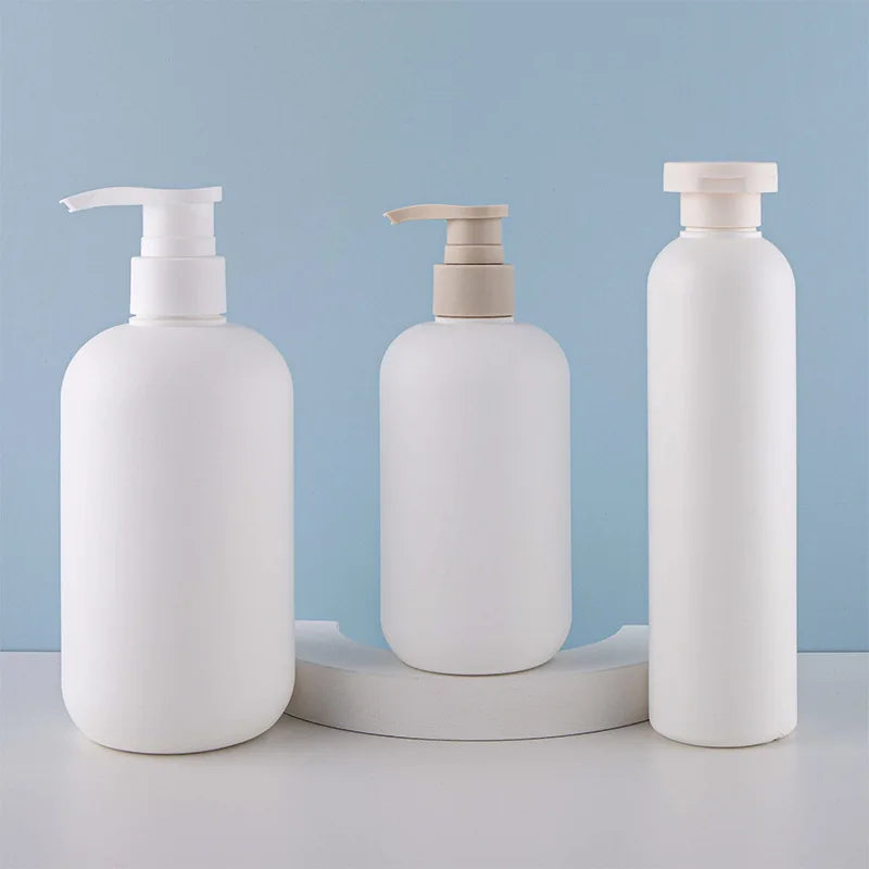 Wholesale HDPE White Plastic Shower Gel Lotion Bottle 260ml 300ml 500ml Sizes Lotion Pump for Skin Care Serum Shampoo Bottle