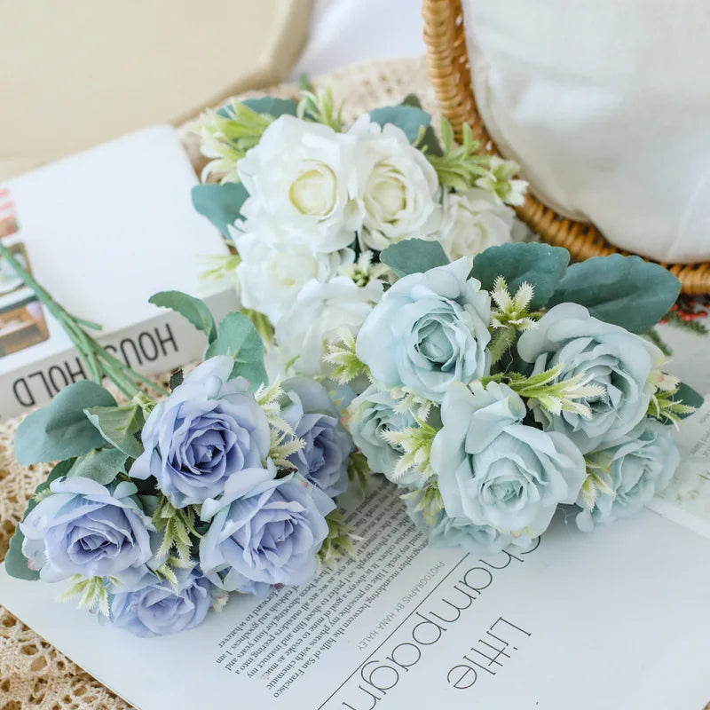 New Arrival 6-Head Artificial Silk Rose Bouquet in White and Blue Home or Wedding Decoration Flower Bunch