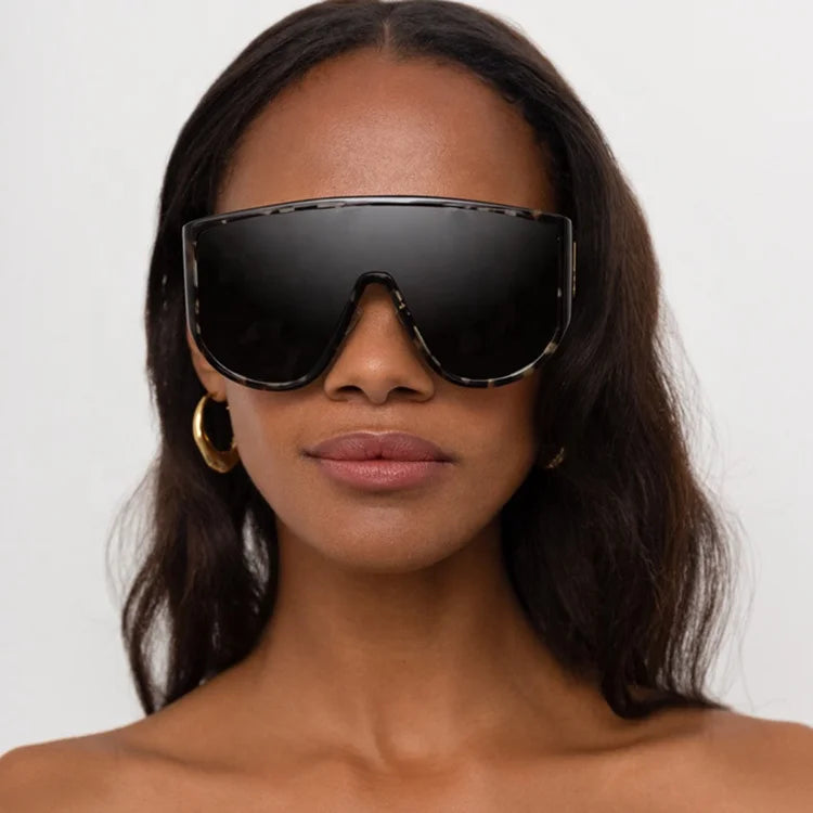 DOISYER 2019 Trendy Brand New Big One Piece Fashion Oversized Sport Sunglasses for Women White Red Brown Frames Made Durable PC