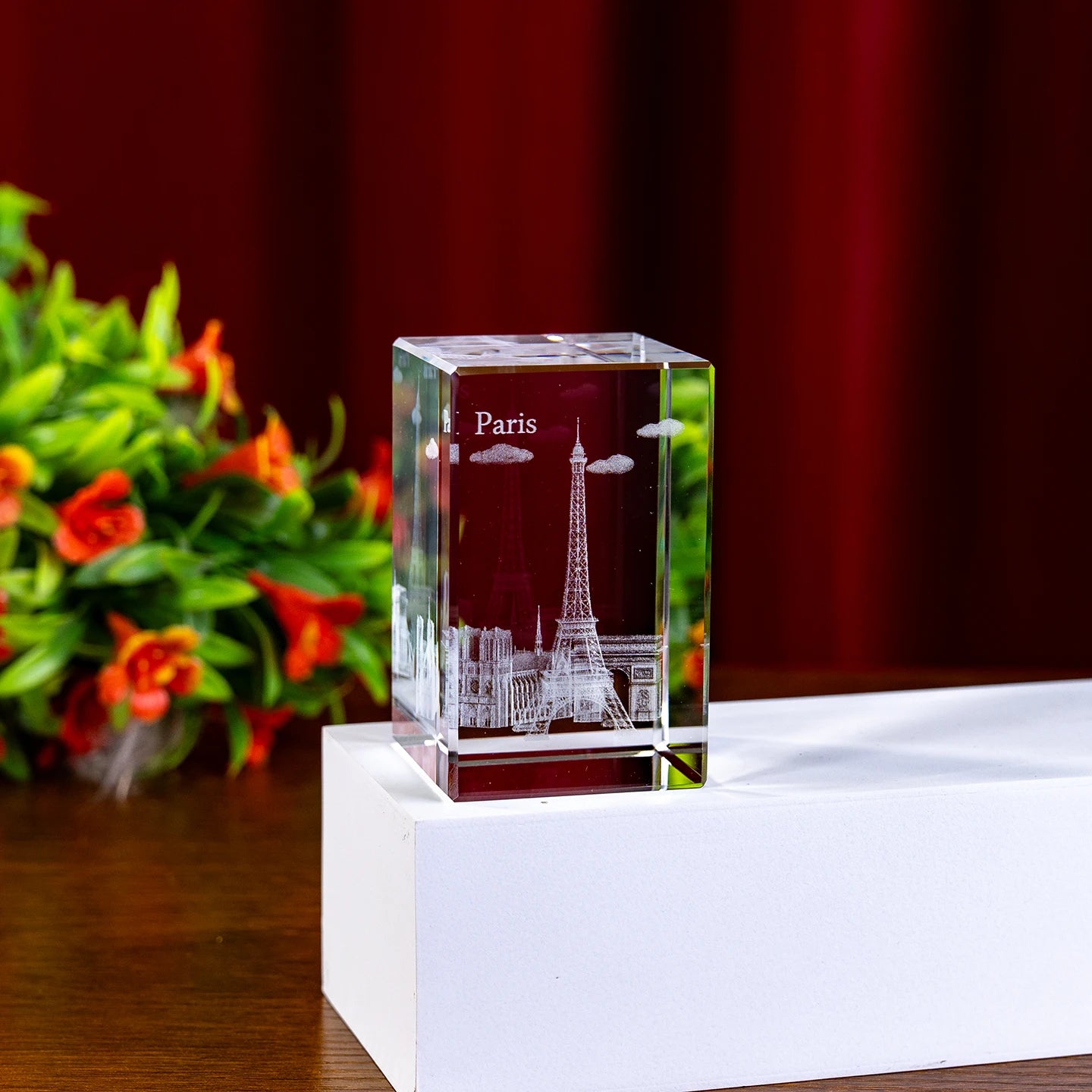 Small Bridge New Design Professional Customized  Crystal Gifts Eiffel Tower Paris Famous Building 3d Engraved Crystal Cube
