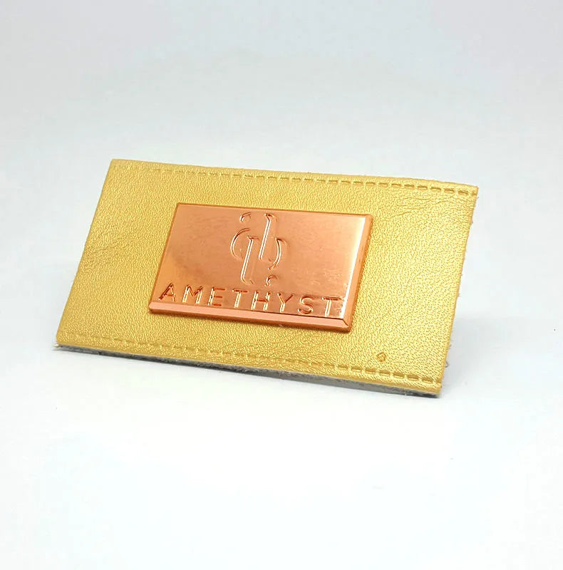 13  Years Factory OEM Custom High-grade Leather Label Clothing Metal Leather Patches Badge Brown Color