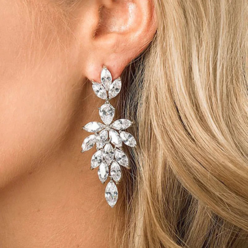 CAOSHI Newly Exquisite Leaves Design Sparkling Cubic Zirconia Earring for Luxury Wedding Silver Plated CZ Pendant Earrings Women