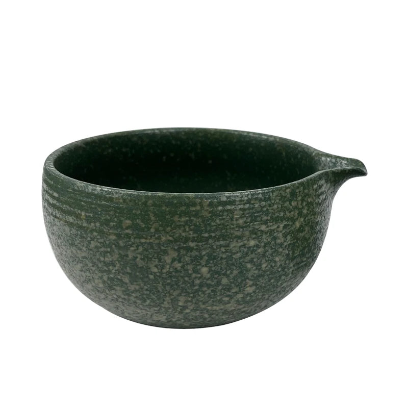 OEM Custom Handmade Ceramic Chawan Eco-Friendly Matcha Bowl With PouringSpout for Mathca Kit