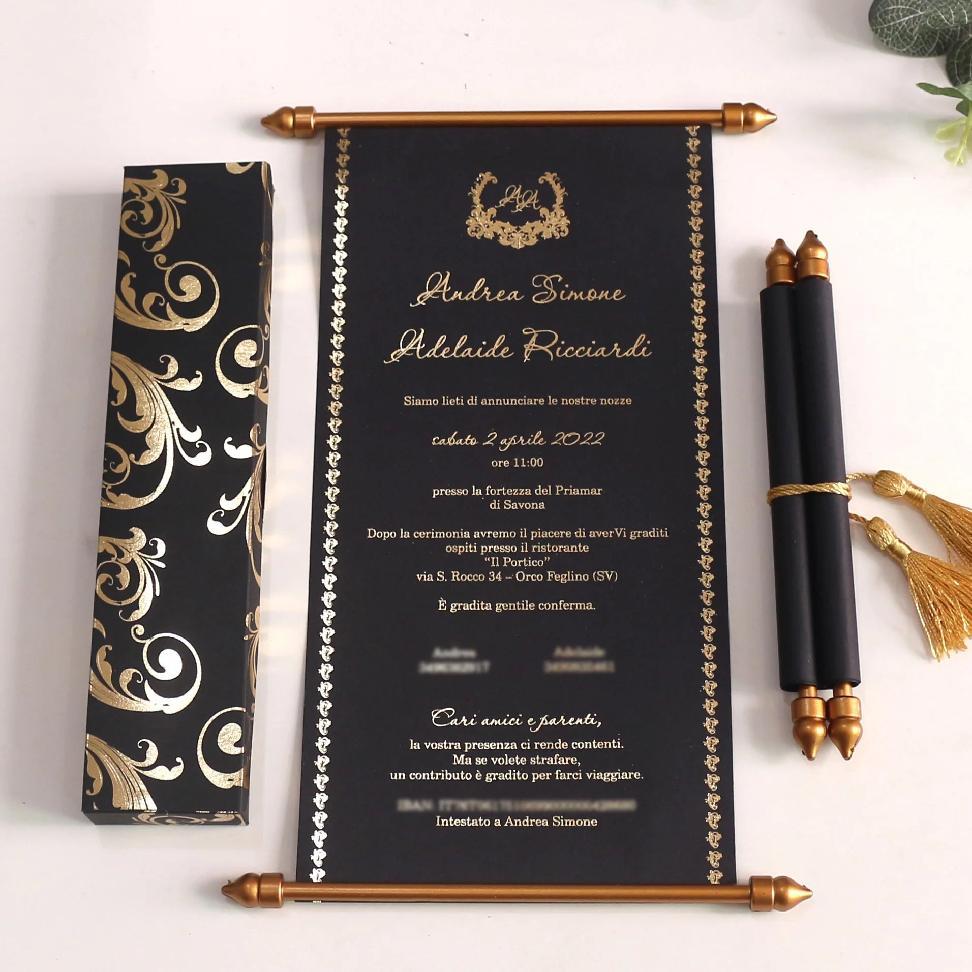 Unique Royal Style Scroll Invitations Hot Stamping Gold Foil Indian Black Scroll Wedding Invitation Cards
