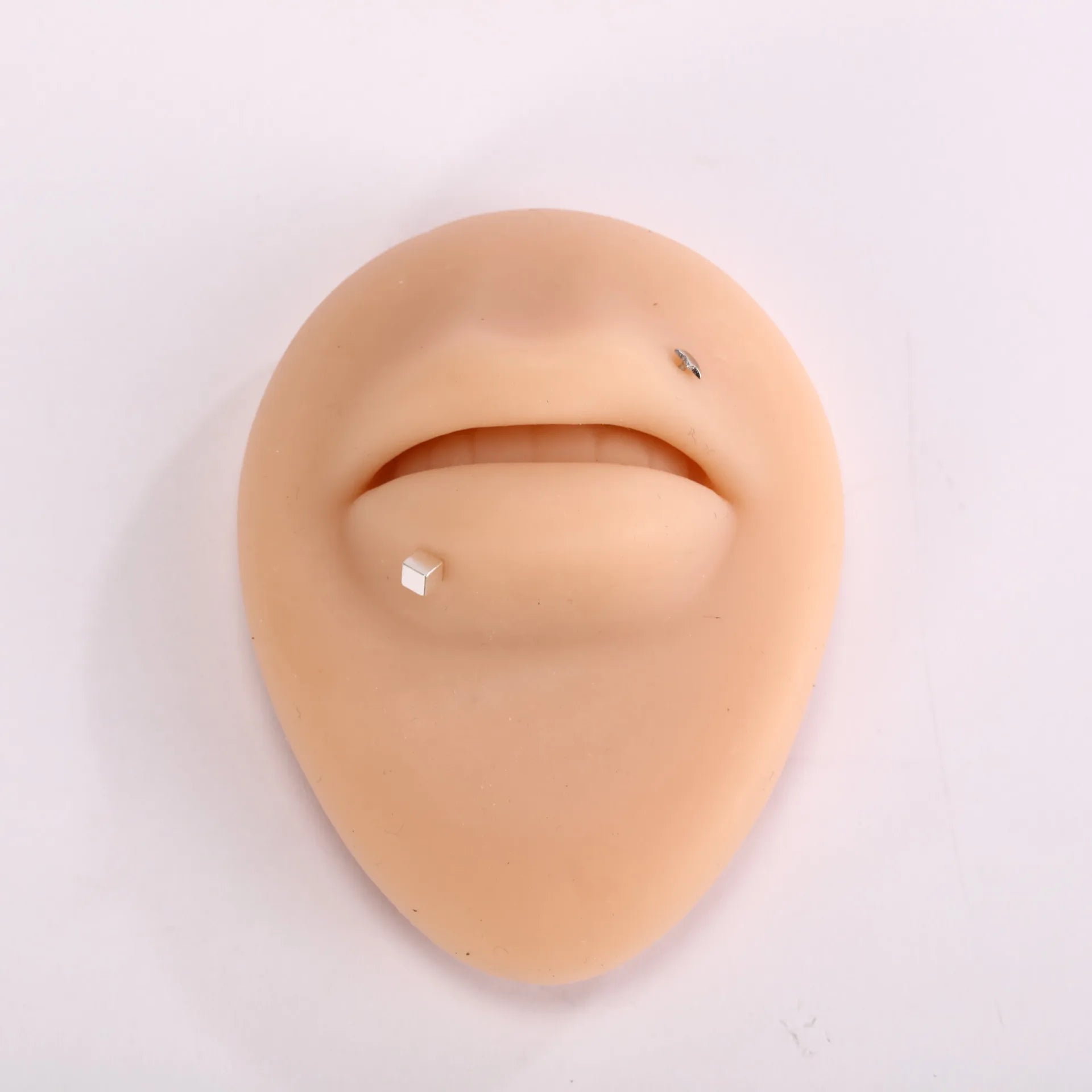 Hot Selling Silicone Mouth Piercing Model for Mouth Ring Jewelry Accessories Display Tool