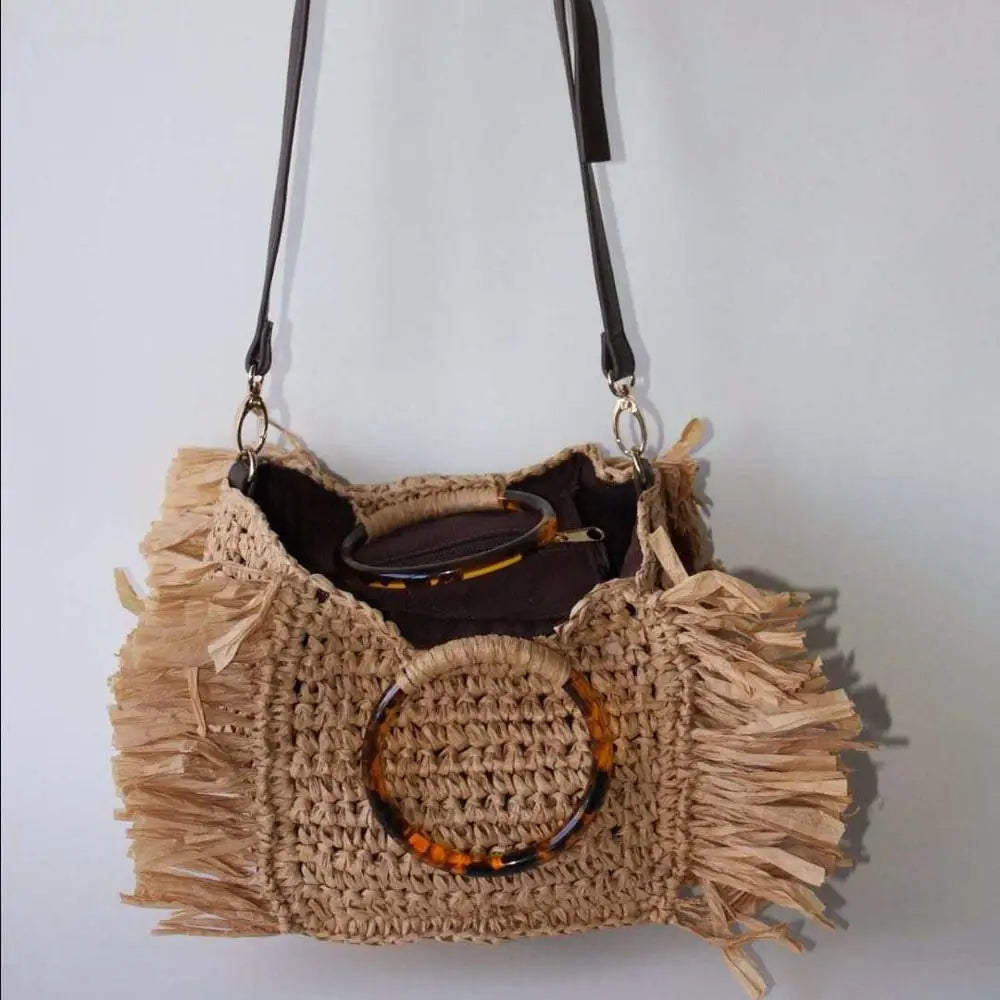 Handmade Summer Fashion Beach Bag with Tassels Design New Trend PMMA ABS Round Zipper Closure Straw Material and Style