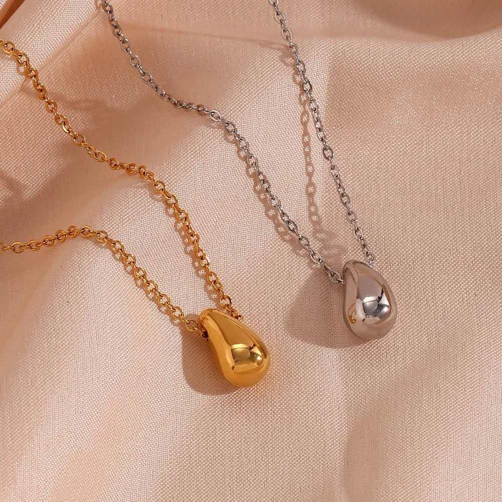Dreamshow Minimalist Glossy Water Drop Pendant Necklace 18K Gold Plated Stainless Steel Pendant Necklace