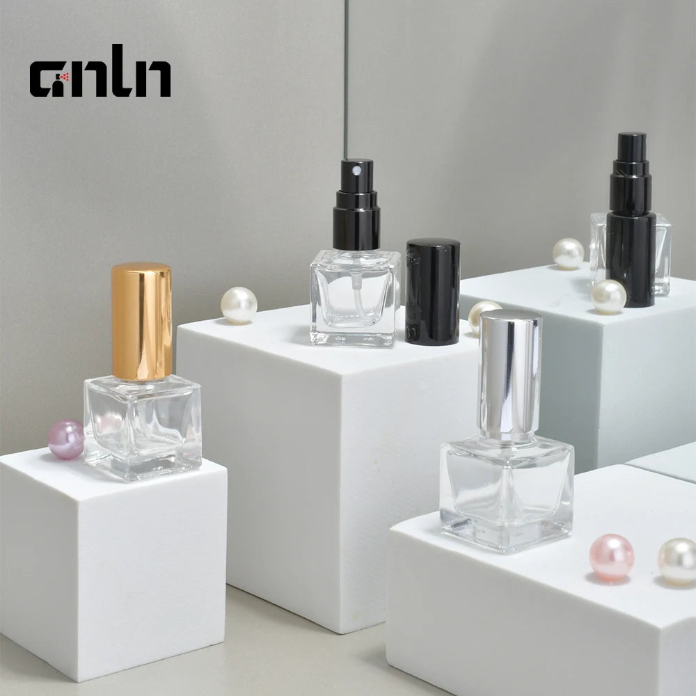 Factory Wholesale Custom Custom logo Glass Perfume Mini Bottle 5 ml Refillable Design Spray Bottle