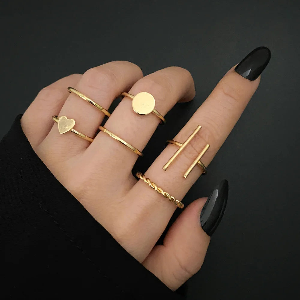 European American Creative Simple Alloy Geometric Knuckle Ring Set Gold Plated Love Mid Rings Set for Women
