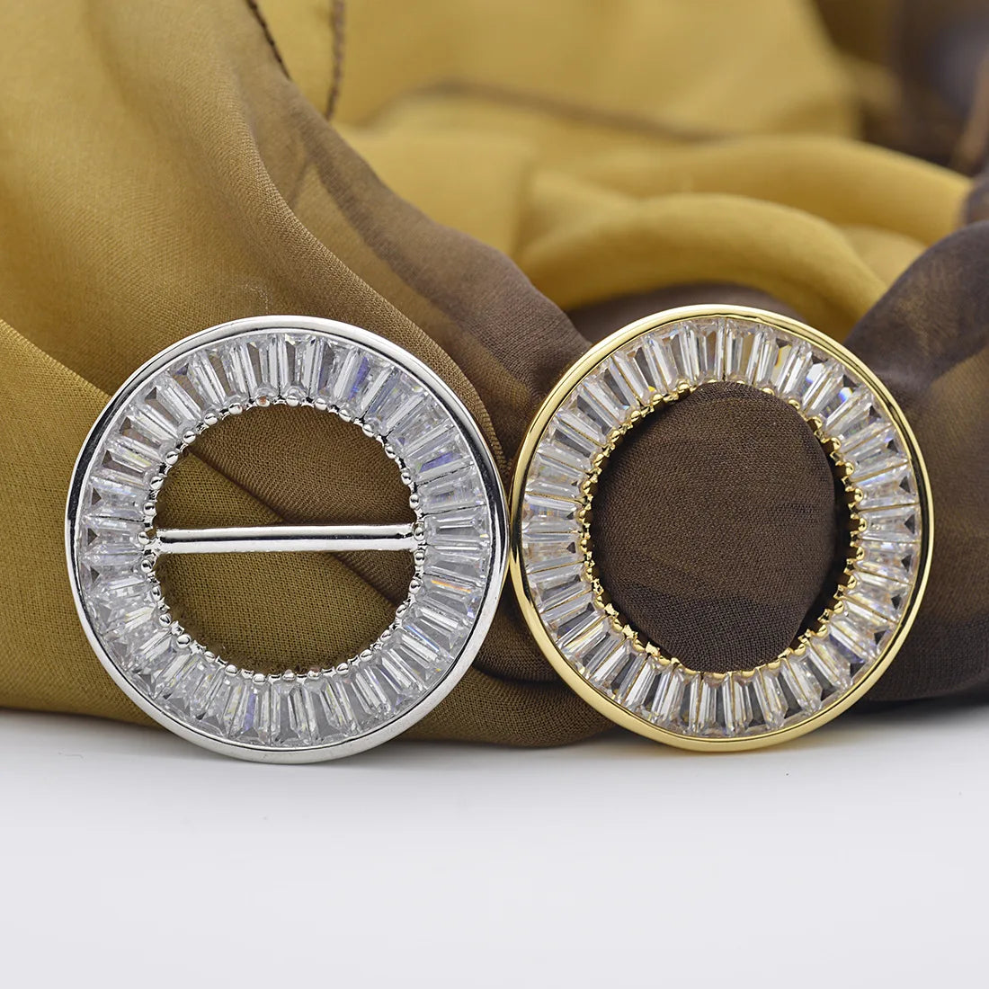 Metal Copper Alloy Round Silk Scarf Holder Accessory Jewelry Rings Clip Ring Buckle for Scarf Women