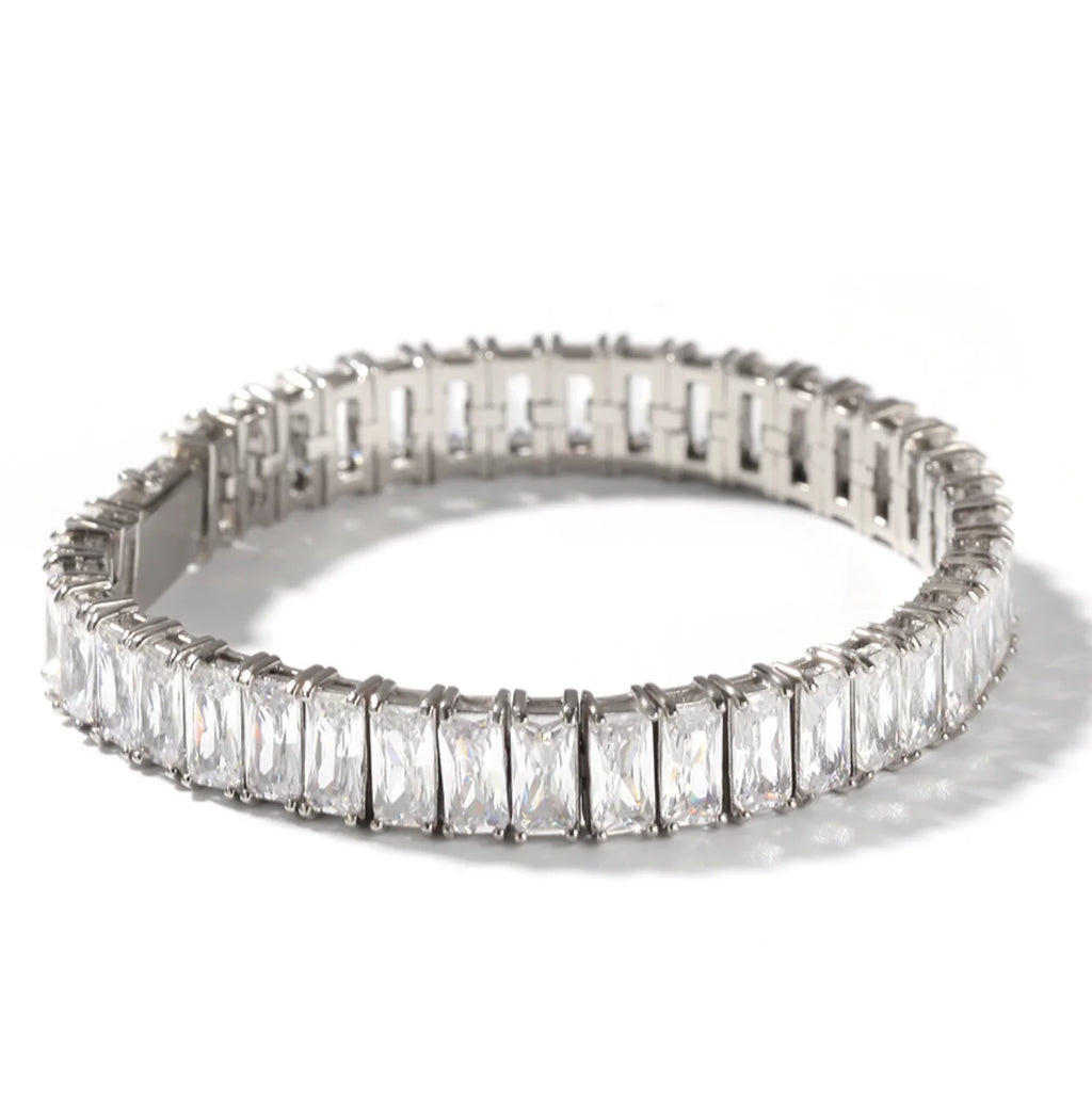 Newest High End Stainless Steel Big Zircon Stone Crystal Silver Gold Bezel Setting Women Girl Bracelet Tennis Bracelet Bangle