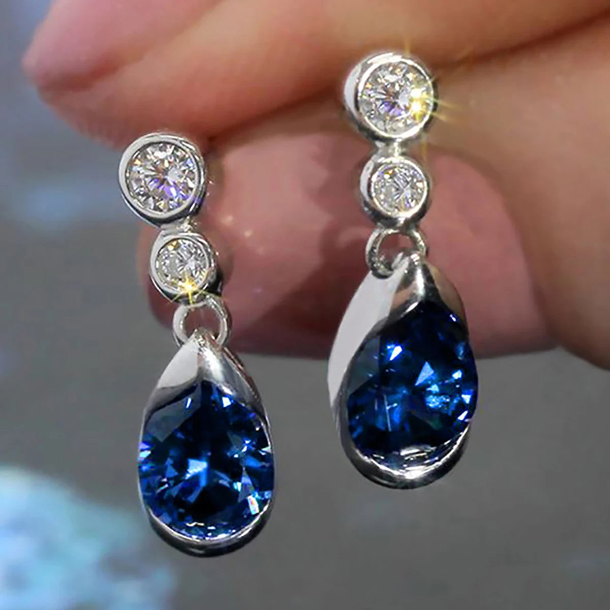 CAOSHI Factory Wholesale Simple Pear Shaped Blue Crystal Round Cubic Zirconia Earrings for Silver Plated Pendant Earrings Women